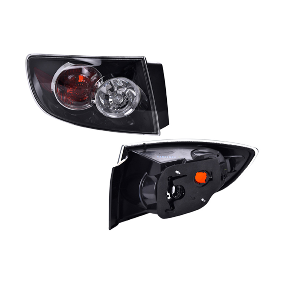CALAVERA MAZDA MAZD3 CIL: 4L POS: EXTERNO/EXTERIOR IZQUIERDO CAR: BICO 4PTA