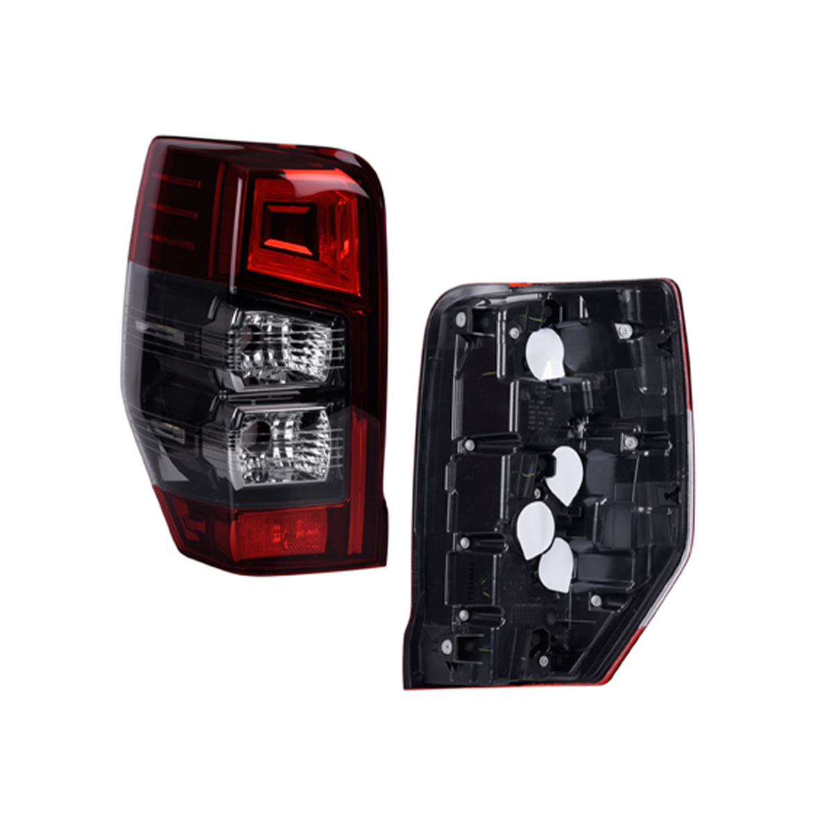 CALAVERA MITSUBISHI L200 CIL: 4L POS: IZQUIERDO CAR: BICO MOT: 2.4L