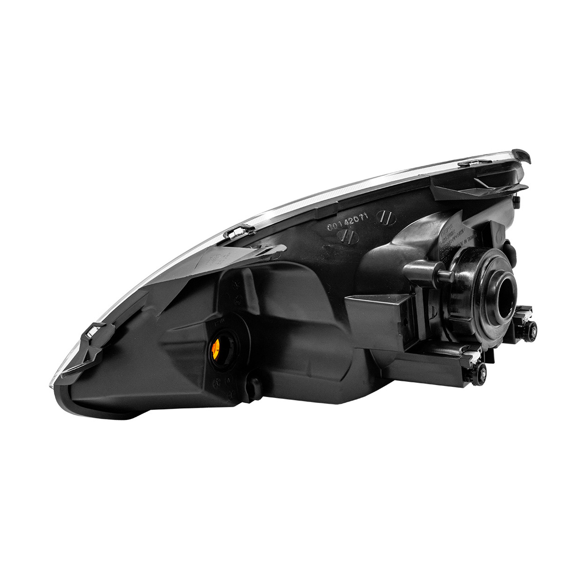 FARO LUZ FORD FIEST CIL: 4L POS: DERECHO CAR: LISO CROM