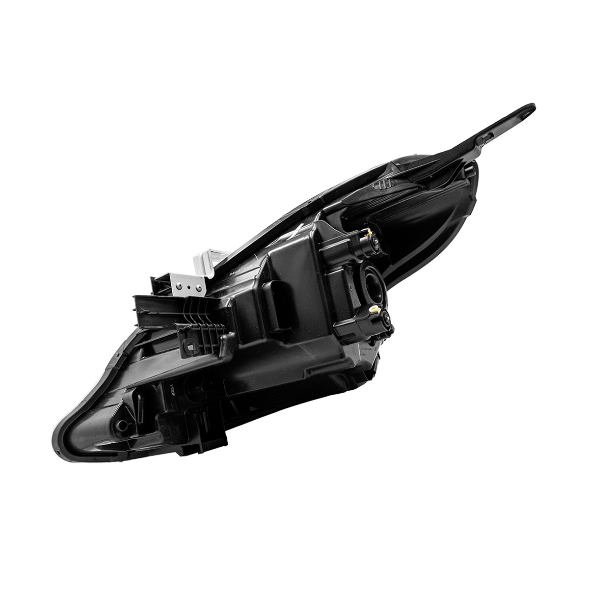FARO LUZ NISSAN VERSA CIL: 4L POS: DERECHO CAR: LISO CROM