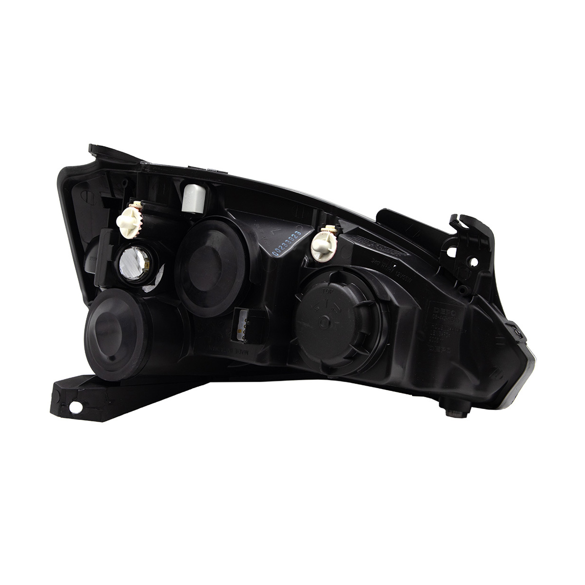 FARO LUZ GENERAL MOTORS CORSA CIL: 4L POS: IZQUIERDO CAR: LISO CROM